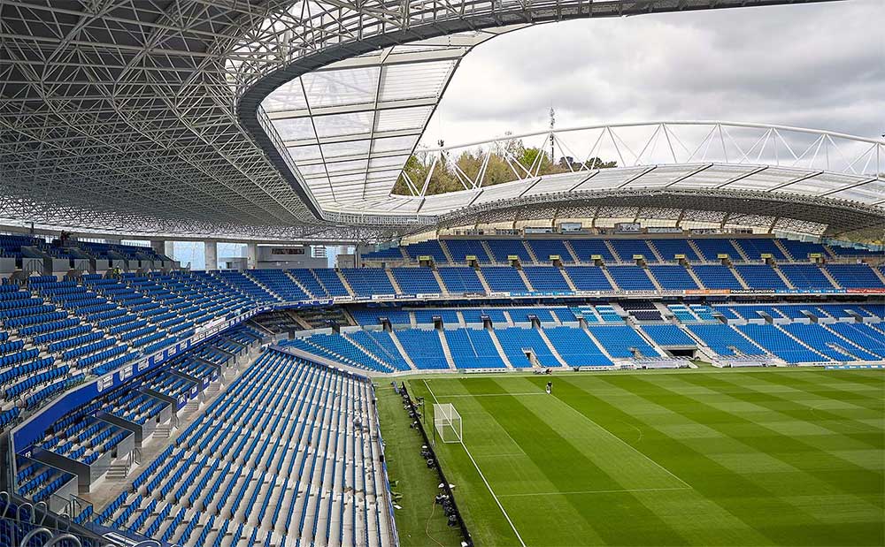 El estadio de Anoeta ha sido testigo de numerosos momentos históricos y emocionales para los seguidores del club