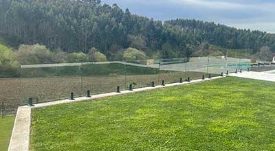 La Elegancia y Seguridad del Cristal Laminado en un Paisaje Cántabro